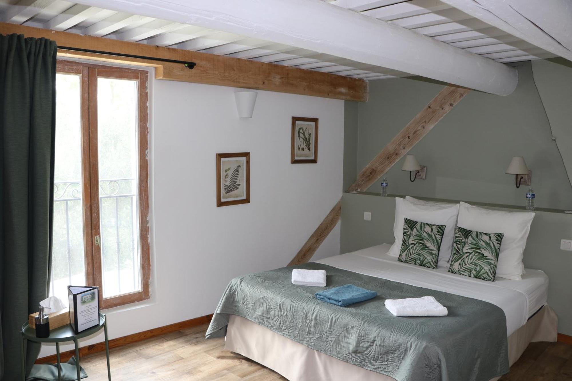 Le Mas Des Cerisiers Jacuzzi Et Sauna Inclus Pour Tous Les Logements Avignon Exterior foto