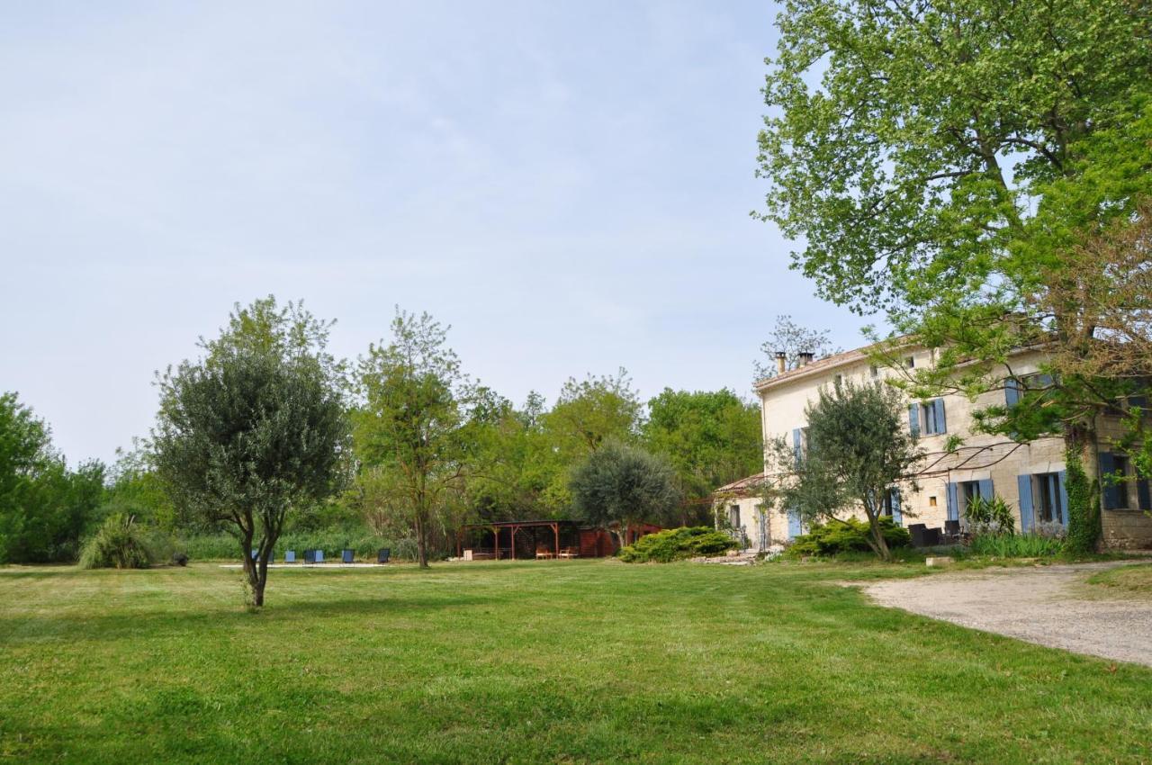 Le Mas Des Cerisiers Jacuzzi Et Sauna Inclus Pour Tous Les Logements Avignon Exterior foto